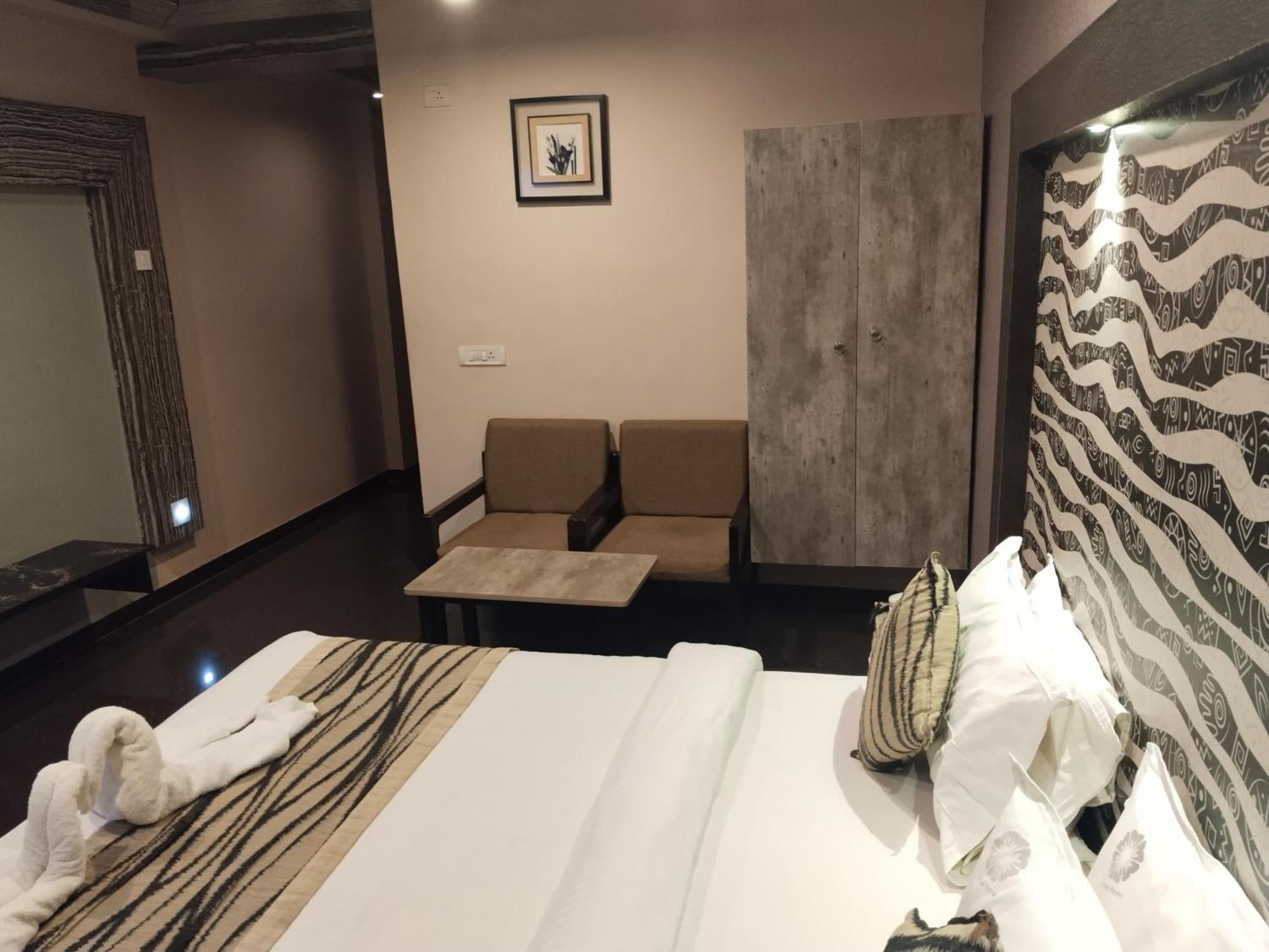 Hotel Mayas Tiruchirappalli Exterior foto